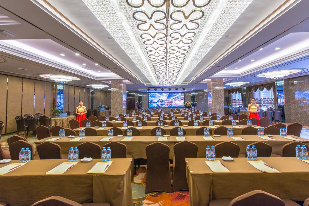 Dunhuang Isiting Hotel Exterior photo