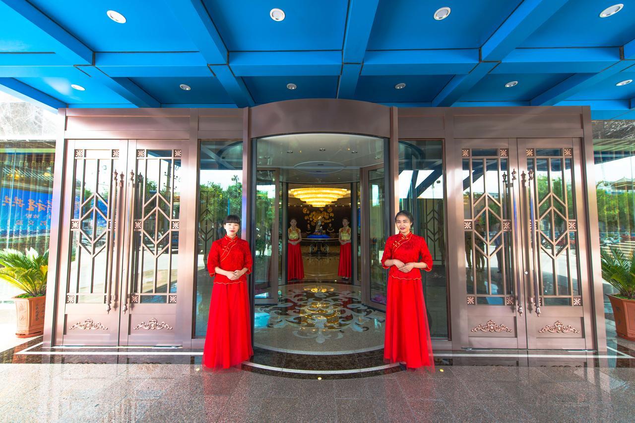 Dunhuang Isiting Hotel Exterior photo